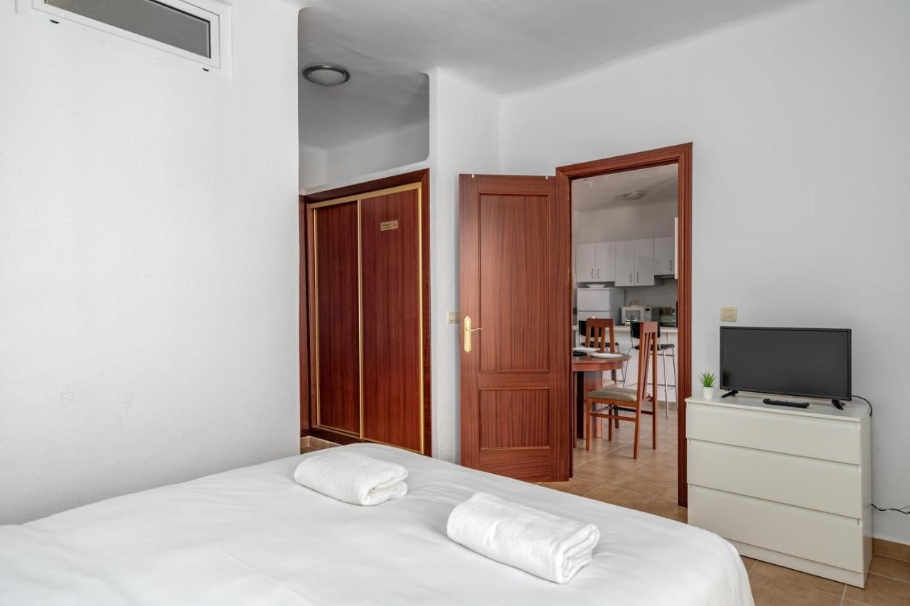Spacious Flat In The Heart Of Torremolinos Ref 39 Apartment Exterior foto